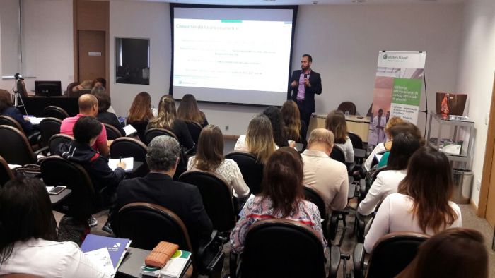 Café da Manhã Anahp discute erros de medicação