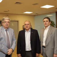 Anahp recebe deputados federais para agradecimento pela atuação na Reforma Tributária